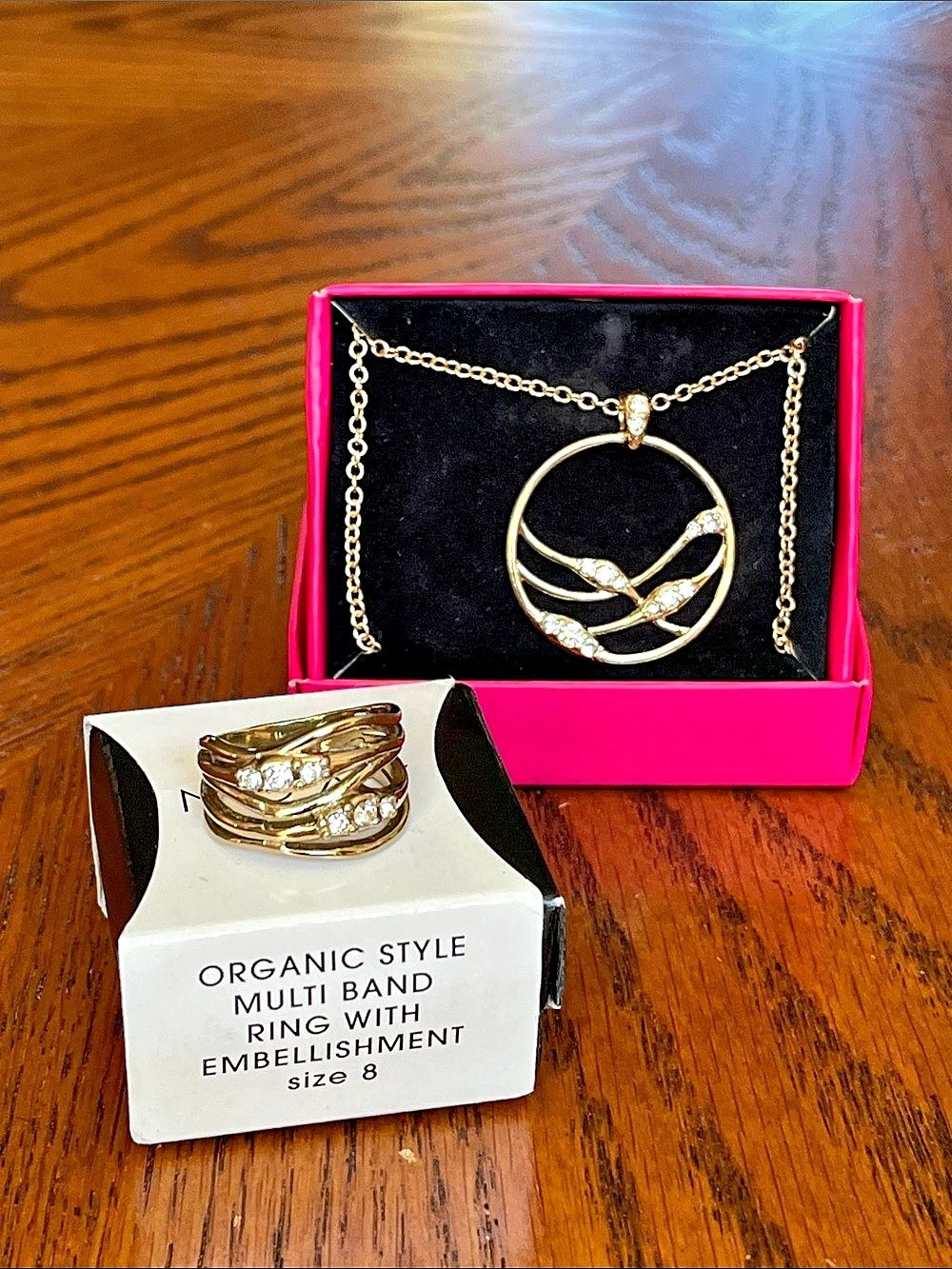 Avon Gold Tone Organic Style Multi Band Embellished Ring & Necklace Set